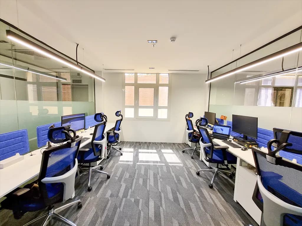 Team collaboration meeting around a table